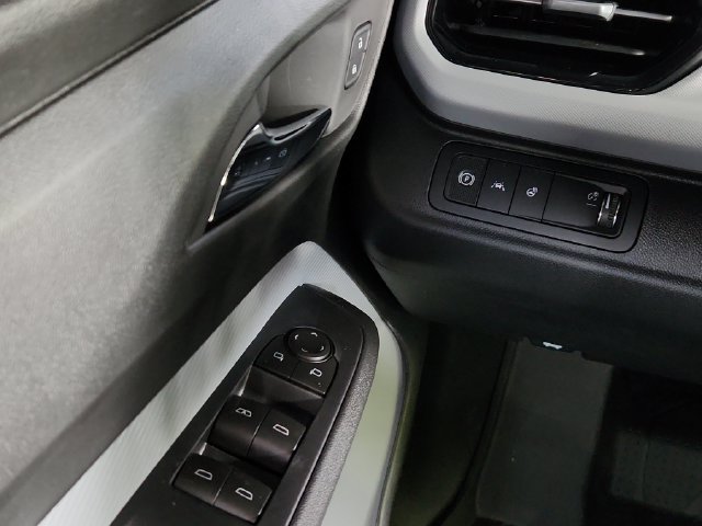New 2027 Chevrolet Bolt LT w/ Comfort Package FWD image 22