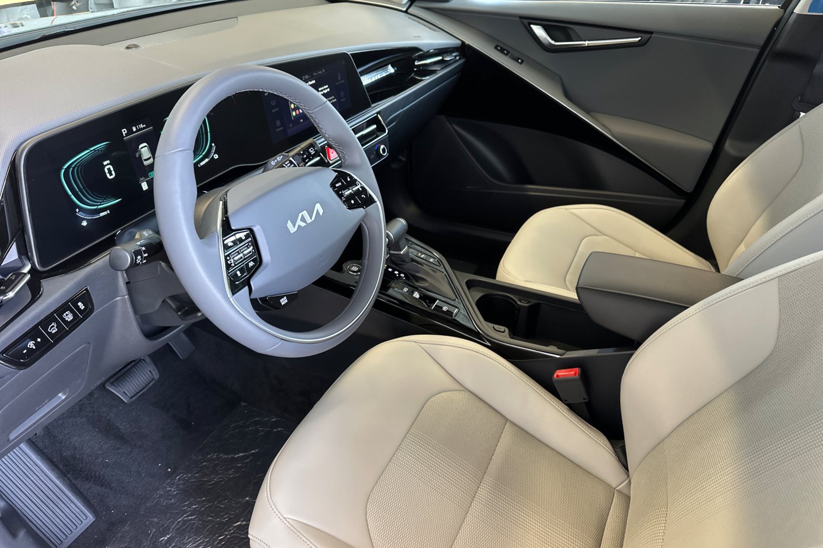 New 2026 Kia Niro EX w/ EX Premium Package FWD image 11