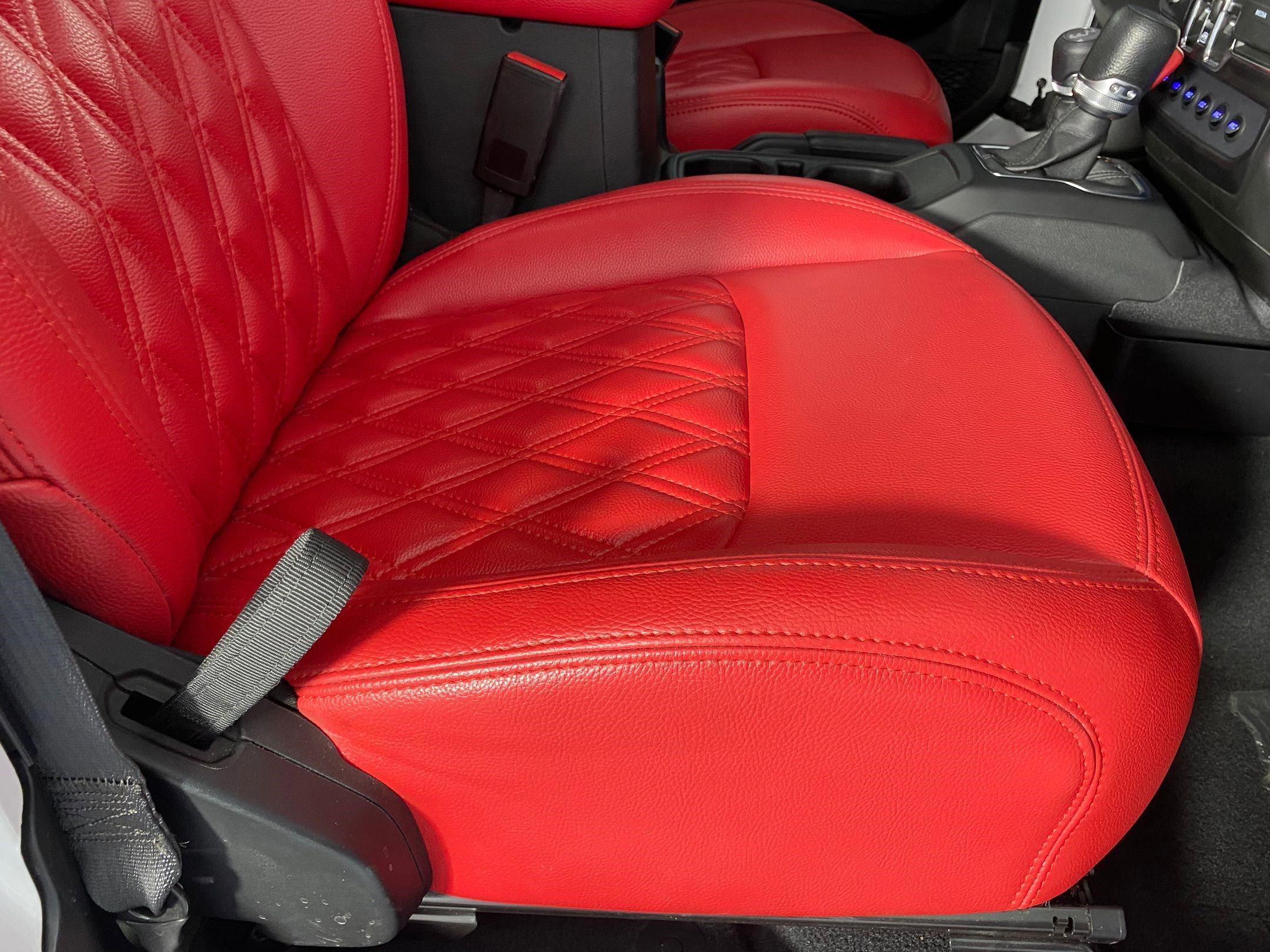 Used 2022 Jeep Wrangler Unlimited Sport w/ Sun And Sound Package image 31