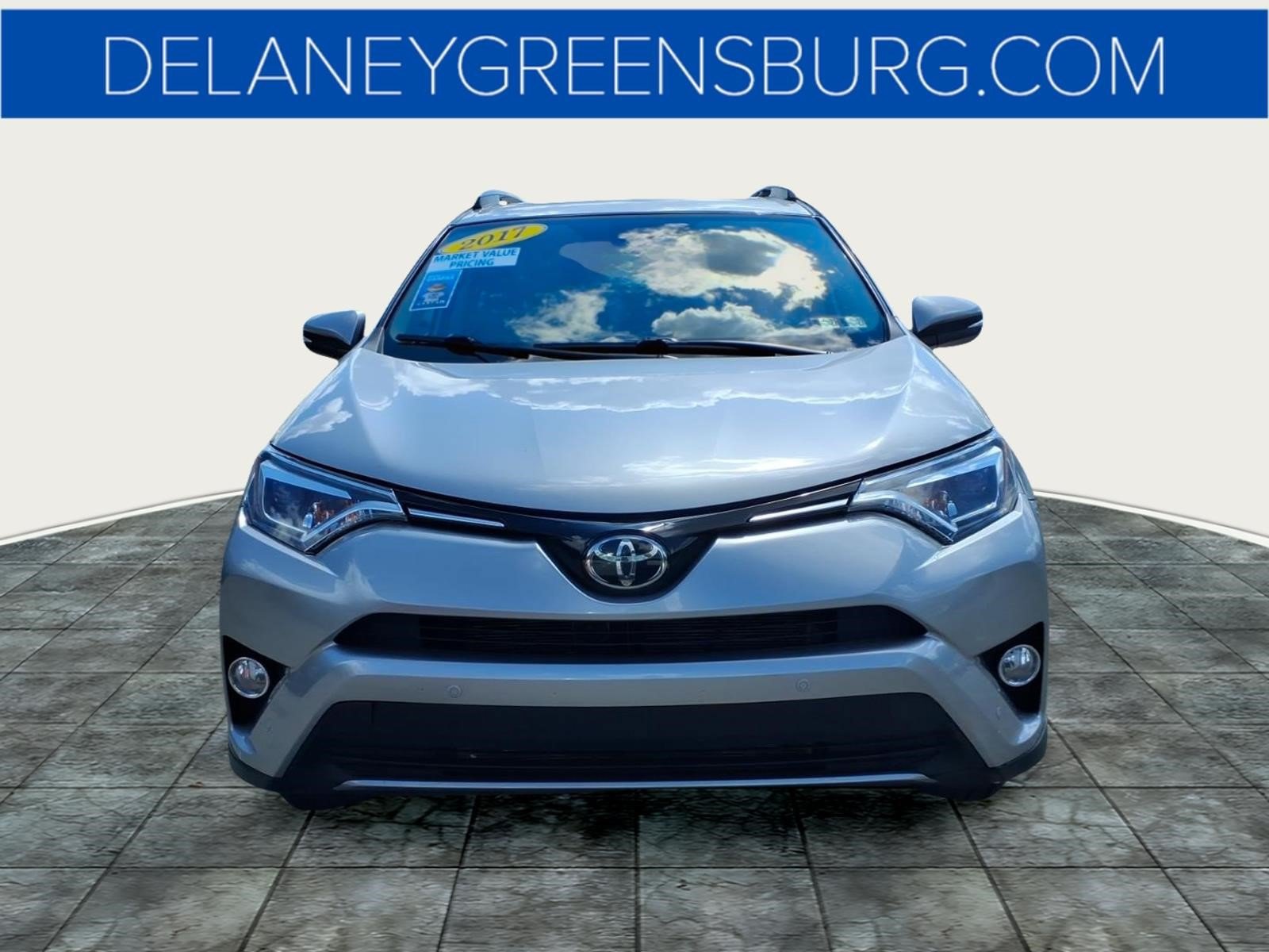 Used 2017 Toyota RAV4 Limited AWD/4WD image 8