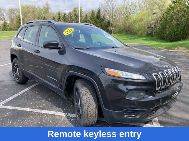 Used 2015 Jeep Cherokee Sport w/ Cold Weather Group AWD/4WD image 2