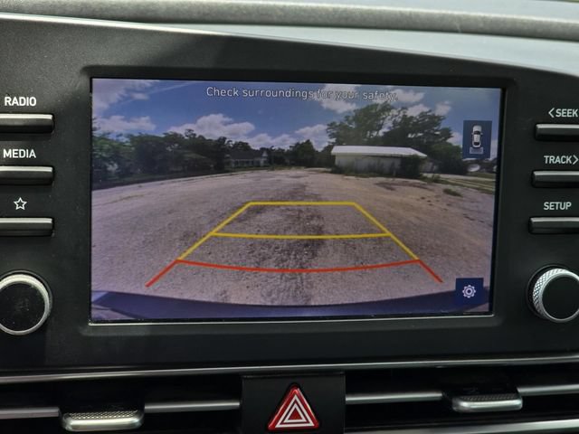 Used 2023 Hyundai Elantra SEL w/ Preferred Accessory Package FWD image 20