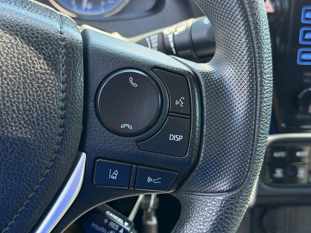 Used 2019 Toyota Corolla LE w/ LE Premium Package w/Moonroof FWD image 16