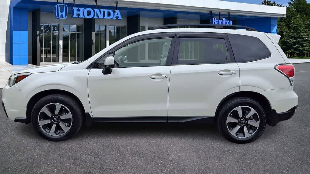 Used 2018 Subaru Forester 2.5i Premium w/ Protection Package #1 AWD/4WD image 5