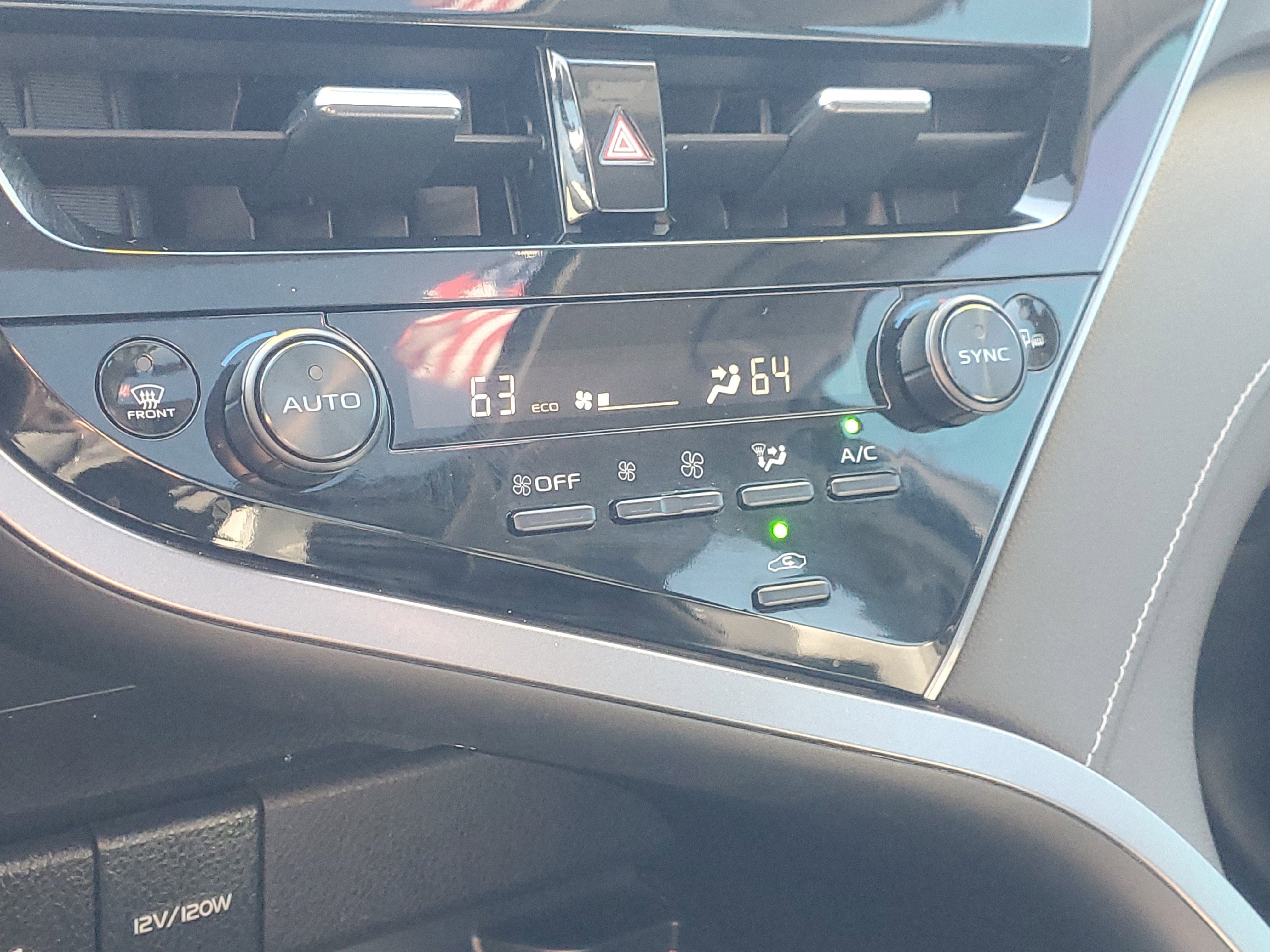 Used 2022 Toyota Camry XSE image 29