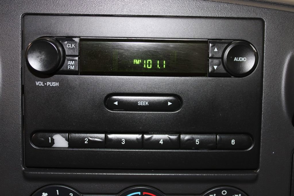 Used 2006 Ford F350 2WD Regular Cab DRW Super Duty image 30