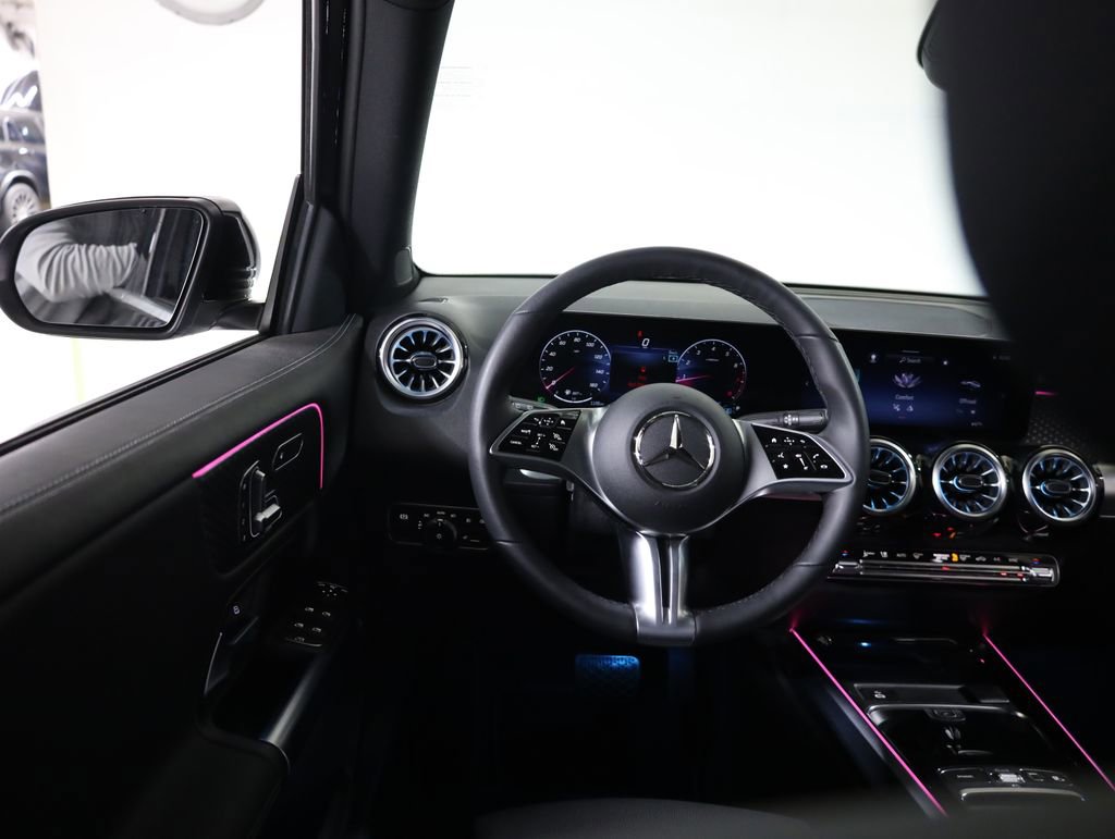 Certified 2025 Mercedes-Benz GLB 250 4MATIC image 25