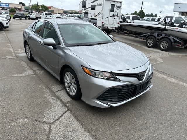 Used 2019 Toyota Camry LE FWD image 23