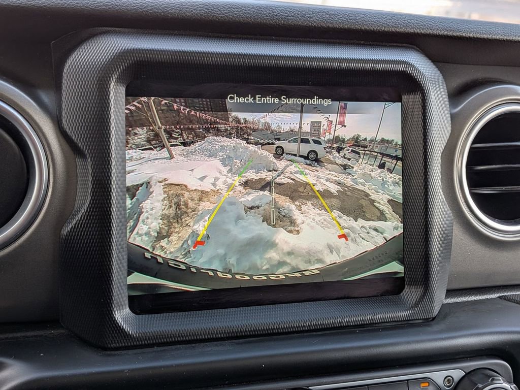 Used 2023 Jeep Wrangler Unlimited Rubicon 4xe w/ Cold Weather Group image 18