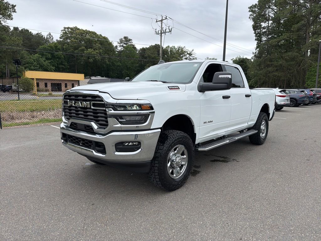 Used 2025 RAM 2500 Big Horn AWD/4WD image 2
