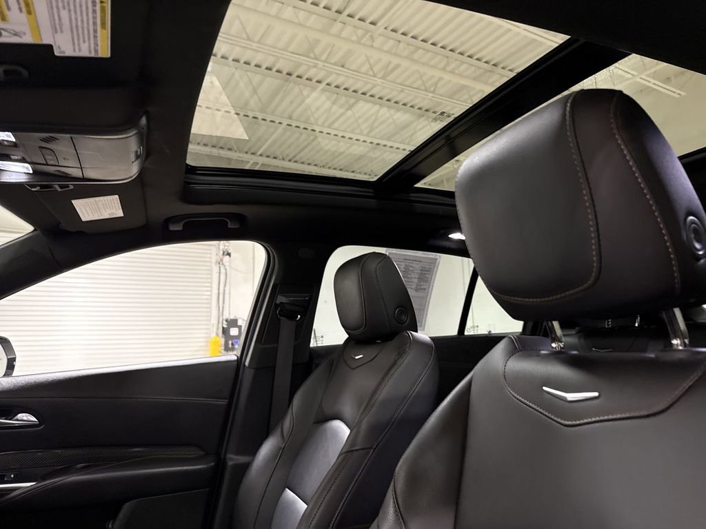 Used 2023 Cadillac XT4 Sport w/ Enhanced Visibility Package image 20