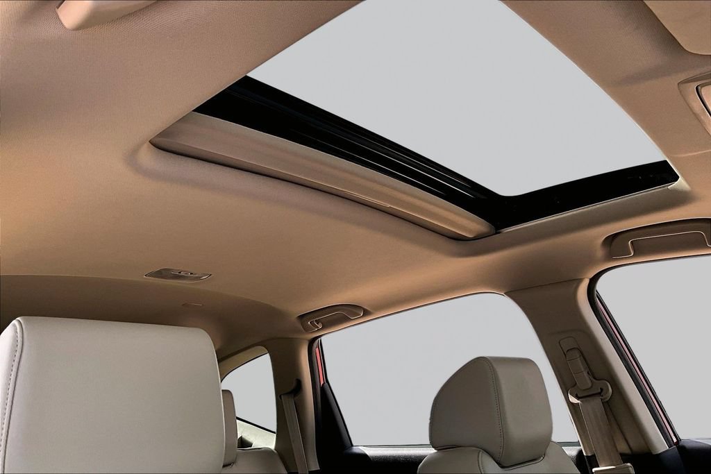 Used 2018 Honda CR-V Touring image 17