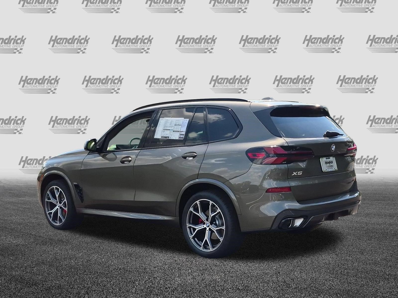 New 2026 BMW X5 xDrive40i w/ M Sport Package AWD/4WD image 12