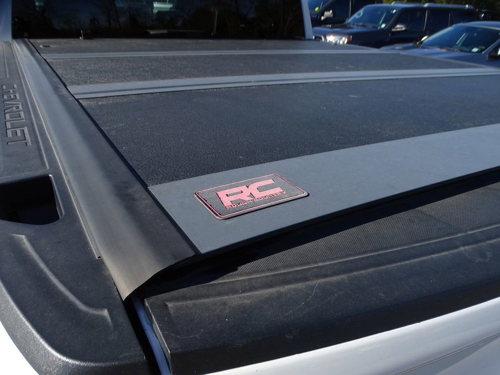 Used 2024 Chevrolet Silverado 1500 Custom w/ Turbomax Blackout Package image 22