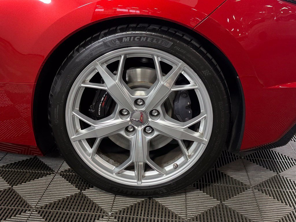 Used 2022 Chevrolet Corvette Stingray Preferred Conv w/ Z51 Performance Package RWD image 12