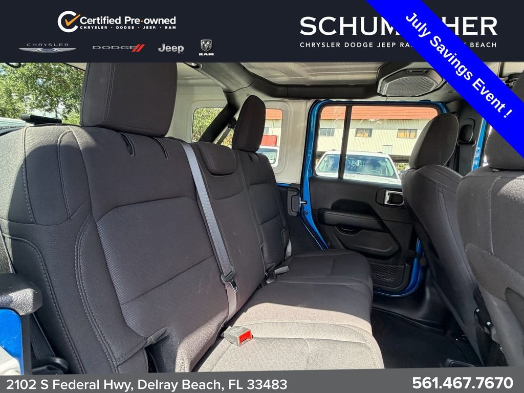 Used 2022 Jeep Wrangler Unlimited Sahara w/ LED Lighting Group AWD/4WD image 14