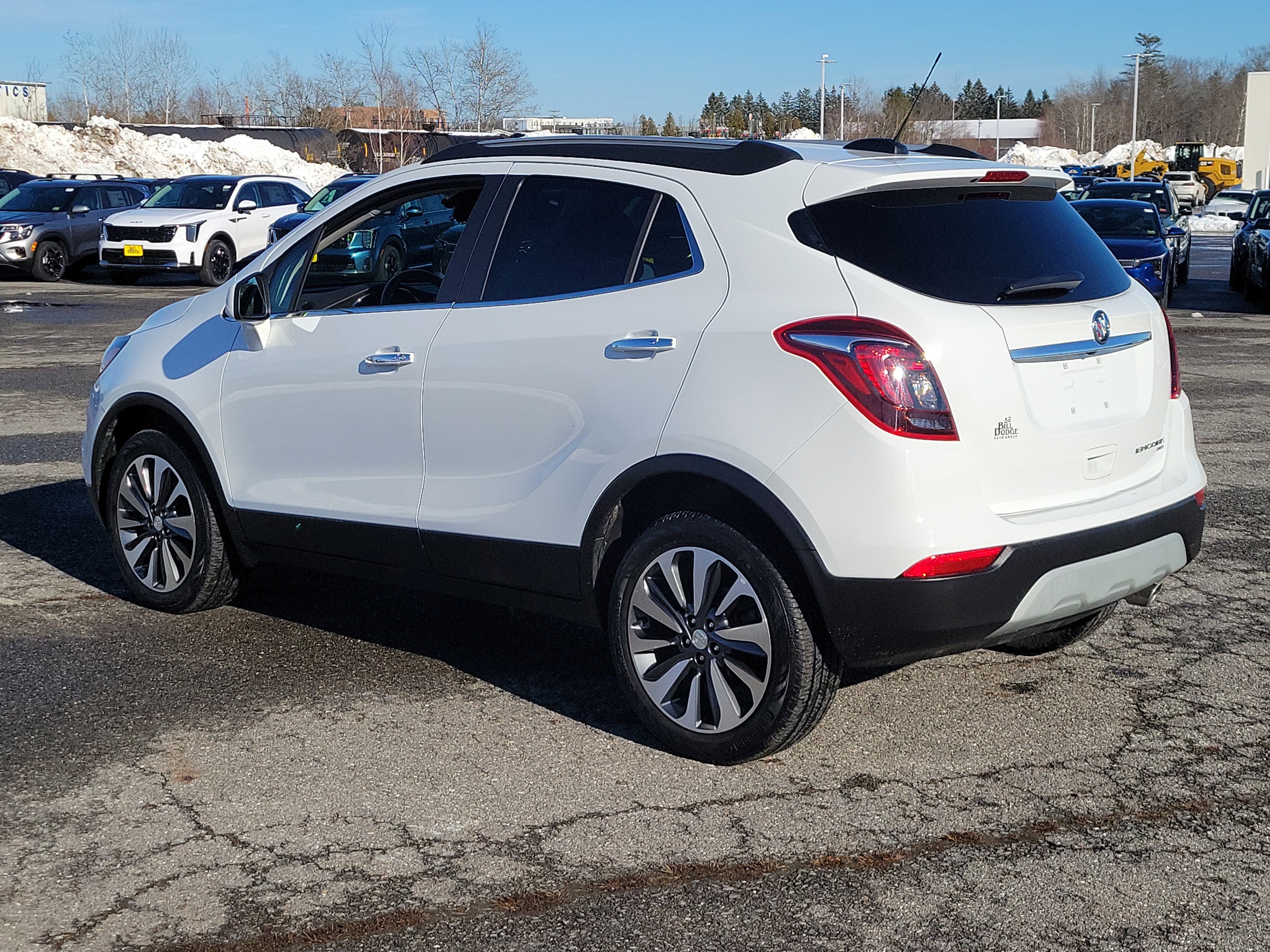 Certified 2022 Buick Encore Preferred w/ Safety Package image 7