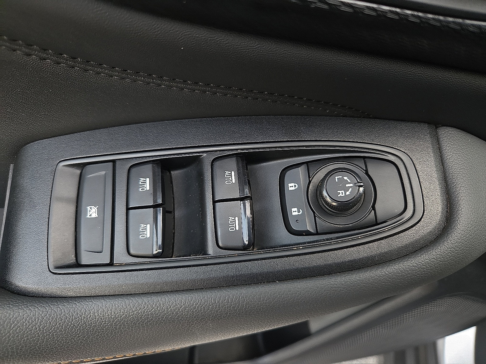 Used 2024 Subaru Outback Wilderness AWD/4WD image 15