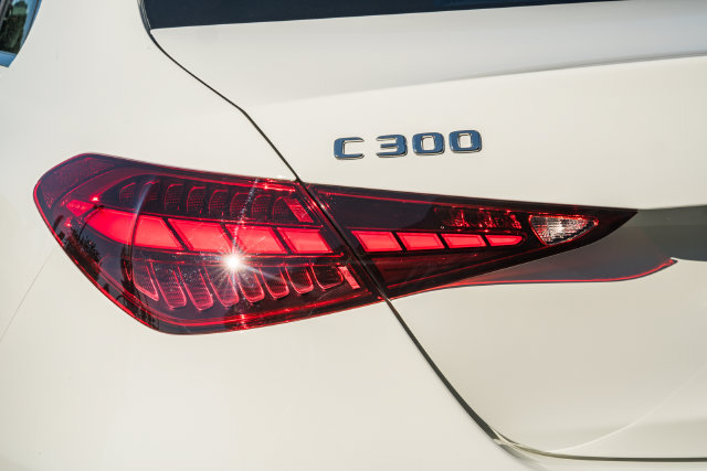 New 2027 Mercedes-Benz C 300 4MATIC Sedan image 7