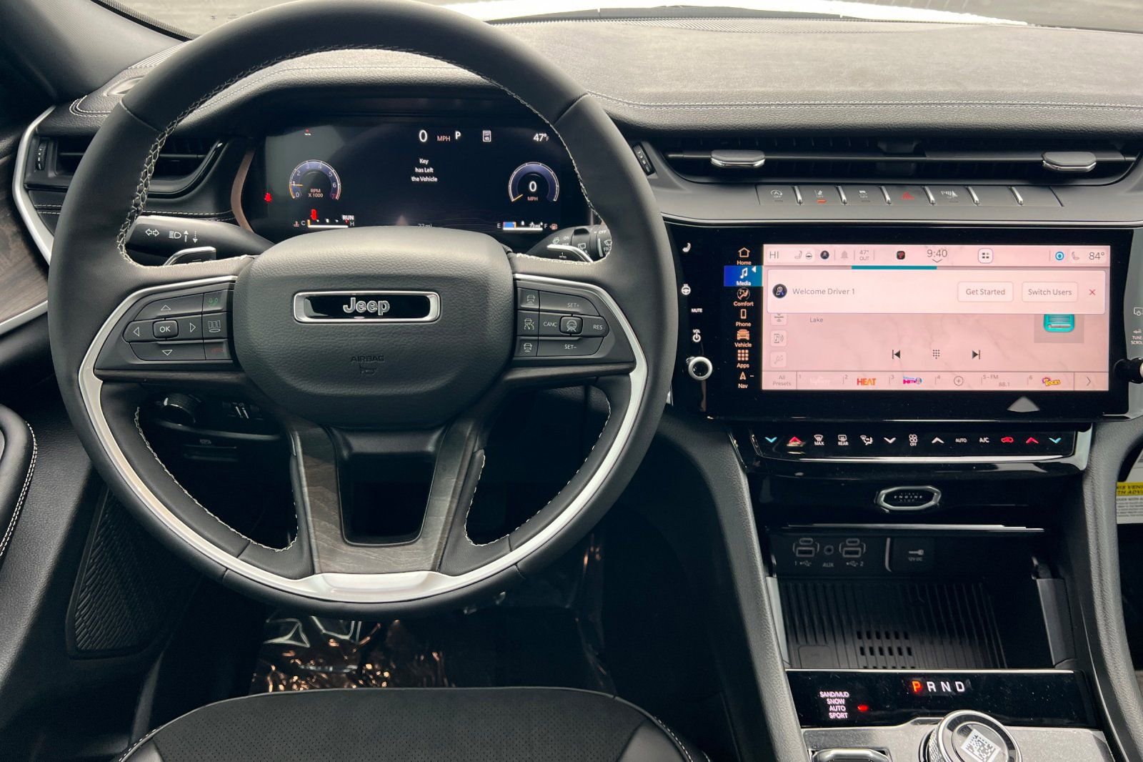 New 2026 Jeep Grand Cherokee Altitude AWD/4WD image 10