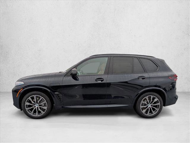Used 2026 BMW X5 xDrive50e w/ M Sport Package AWD/4WD image 9