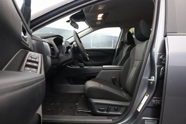 Certified 2026 Nissan Rogue SV image 10