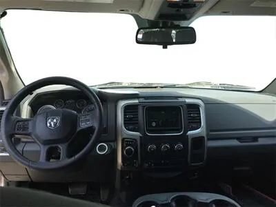 Used 2013 RAM 1500 Classic SLT w/ Premium Display Pkg image 10