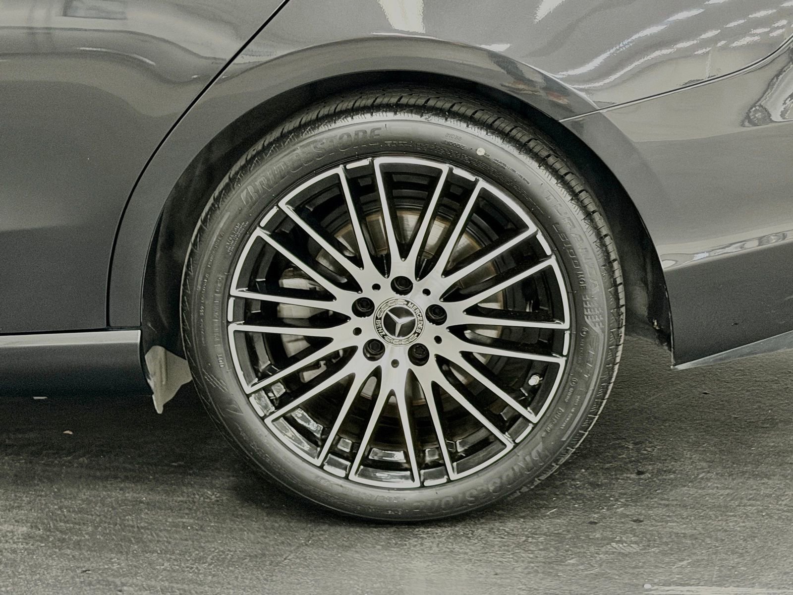 Used 2023 Mercedes-Benz C 300 Sedan w/ Exclusive Trim Package image 17