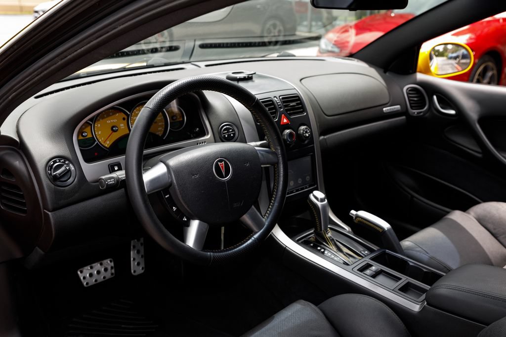 Used 2005 Pontiac GTO RWD image 24