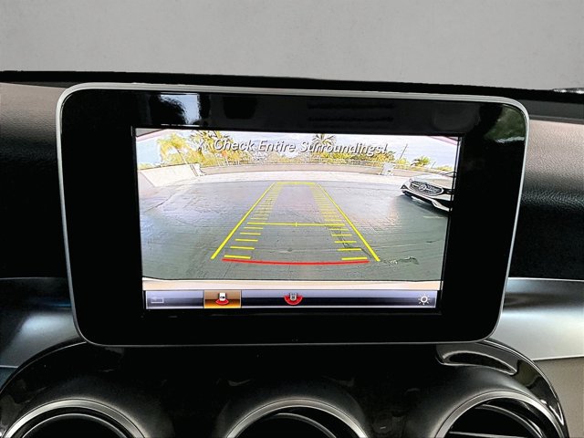 Used 2019 Mercedes-Benz GLC 300 4MATIC image 23