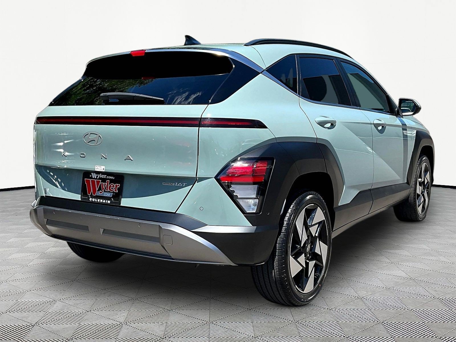 Used 2024 Hyundai Kona Limited AWD/4WD image 6