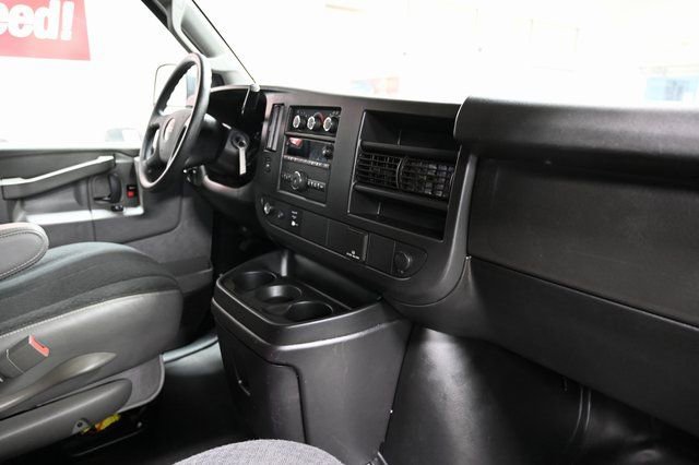Used 2019 GMC Savana 2500 w/ Driver Convenience Package image 12