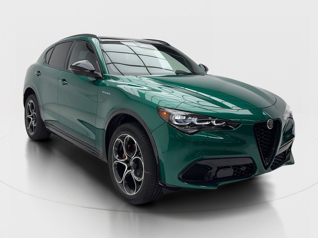 New 2026 Alfa Romeo Stelvio Sprint w/ Convenience Package AWD/4WD image 2