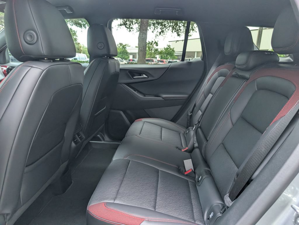 New 2027 Chevrolet Equinox RS w/ Safety and Technology Package FWD image 15