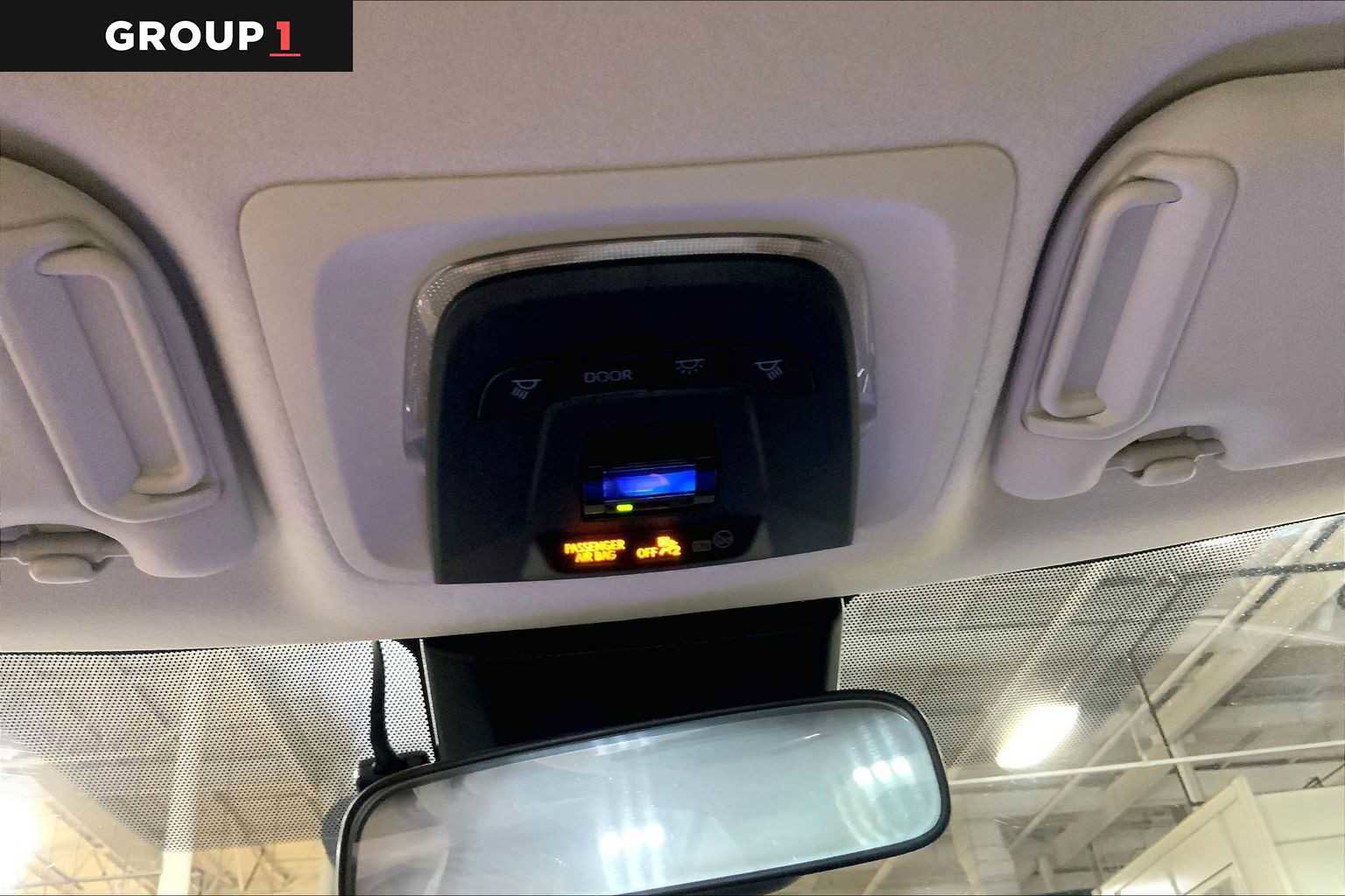 Used 2023 Toyota Corolla LE w/ Carpet Mat Package (TMS) FWD image 34