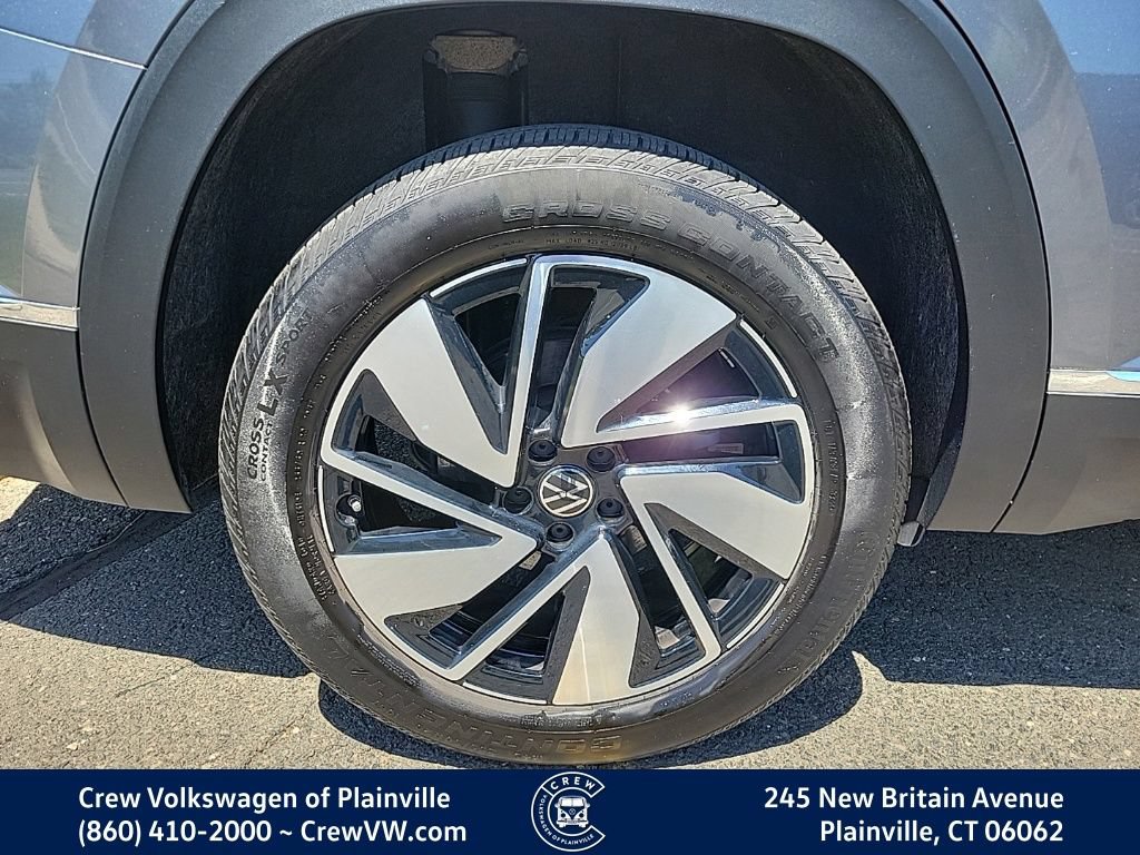 Used 2024 Volkswagen Atlas SEL AWD/4WD image 21