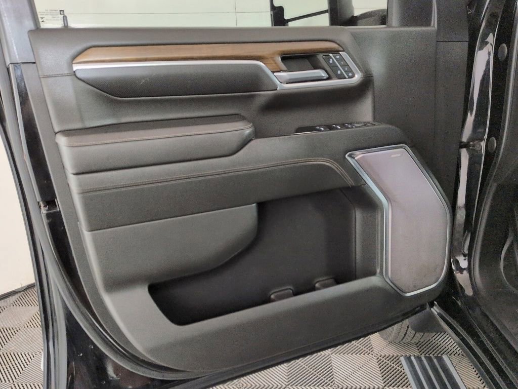 Used 2024 Chevrolet Silverado 3500 High Country w/ High Country Premium Package AWD/4WD image 26
