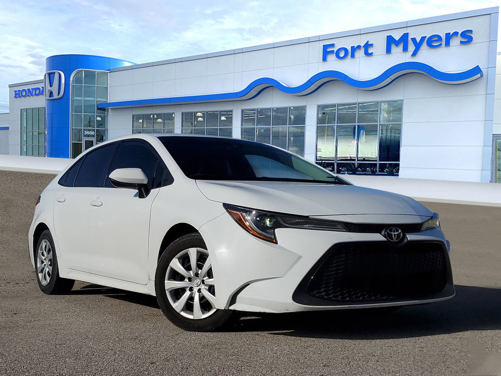 Used 2022 Toyota Corolla LE