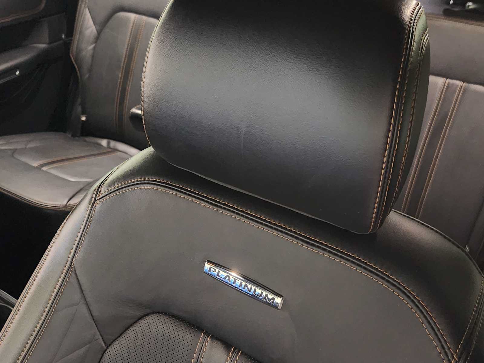 Used 2023 Ford Expedition Platinum RWD image 25