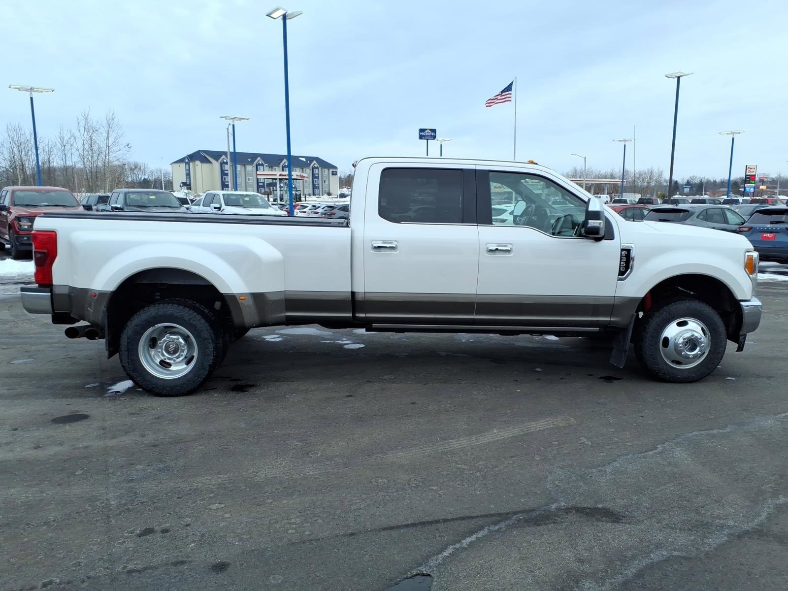 Used 2017 Ford F350 King Ranch w/ King Ranch Ultimate Package image 7