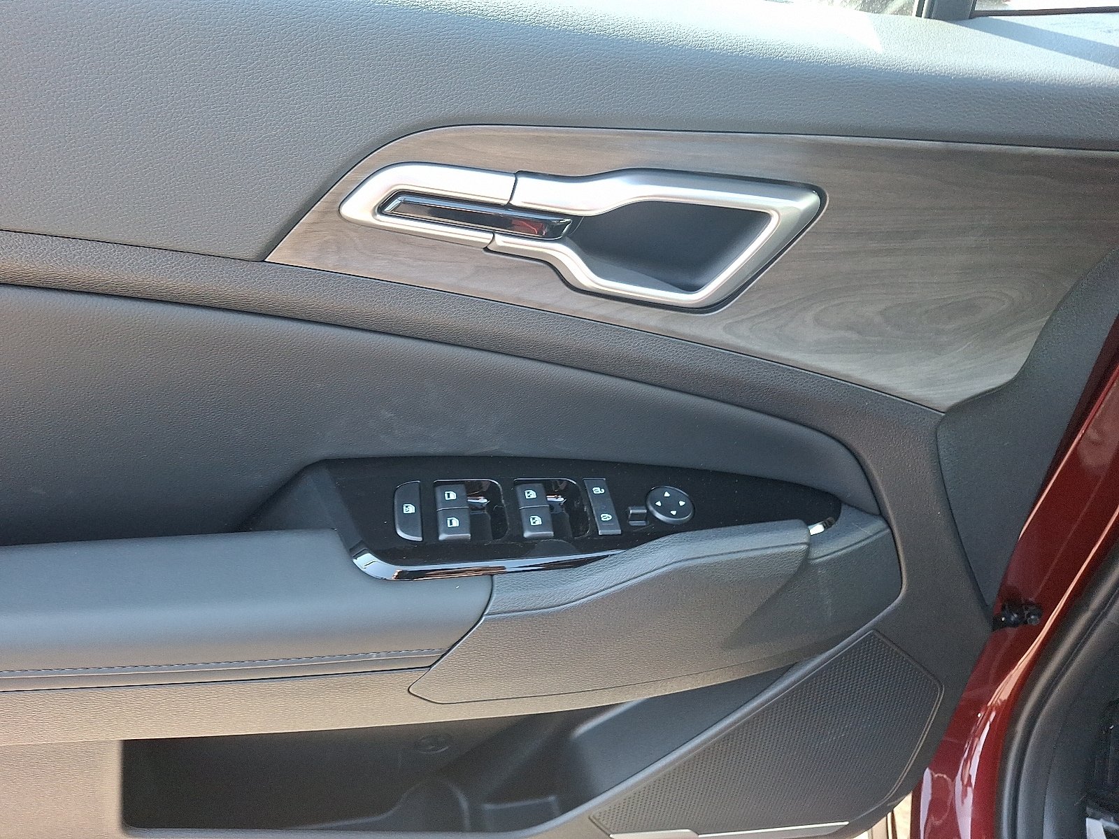 New 2025 Kia Sportage X-Line w/ Premium Package AWD/4WD image 8