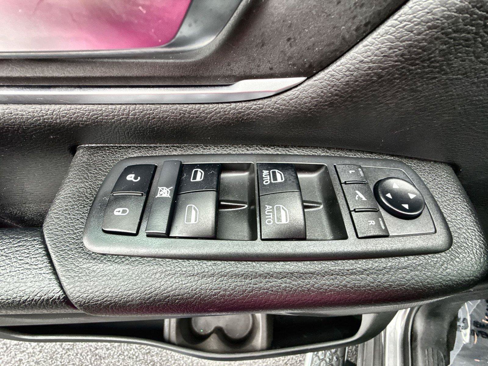 Used 2019 RAM 1500 Big Horn AWD/4WD image 13