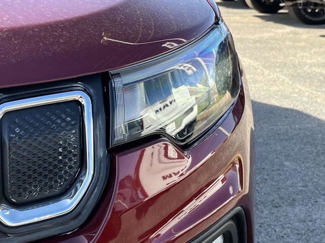 Used 2022 Jeep Compass Latitude image 9