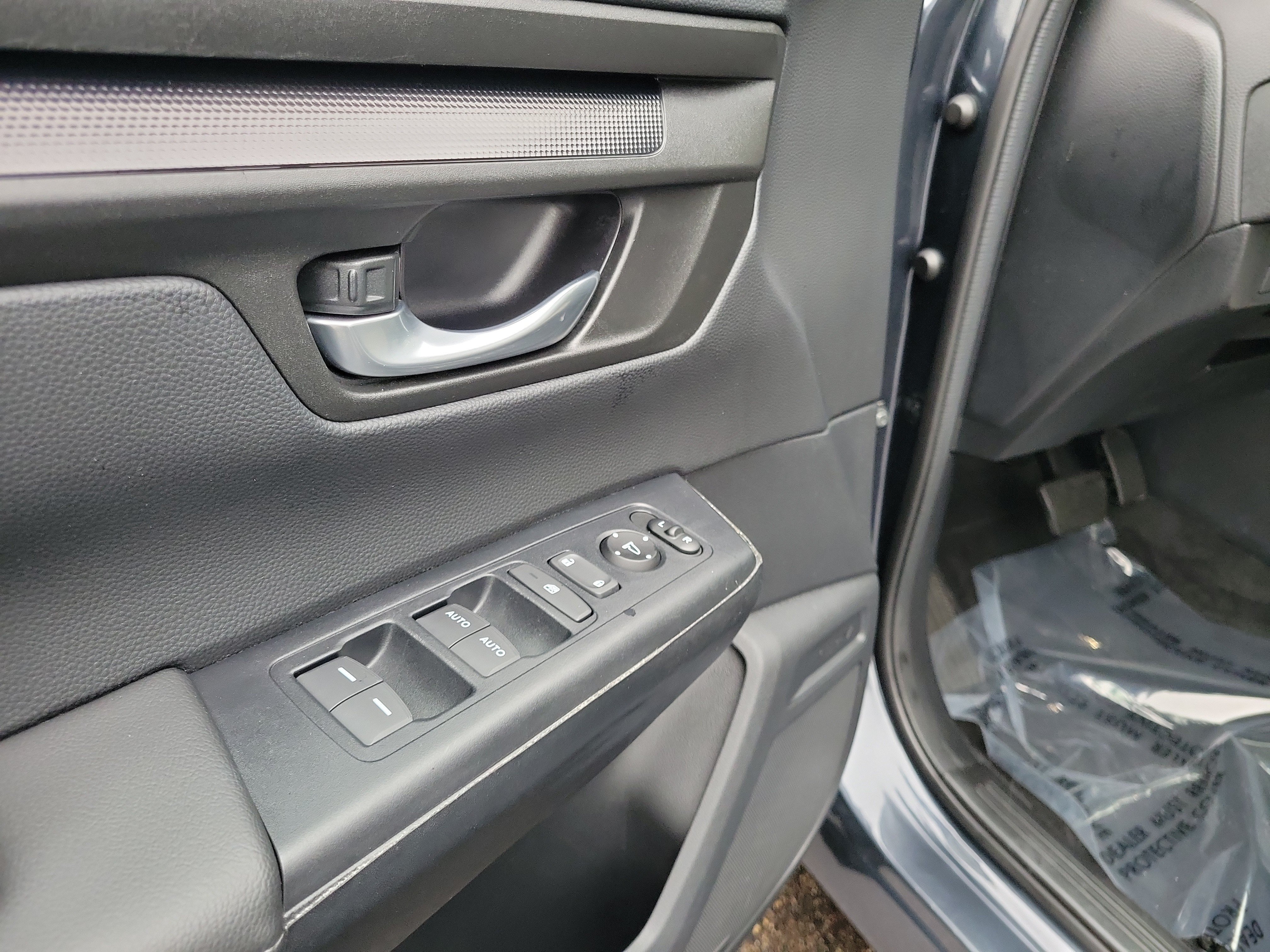 Used 2024 Honda CR-V EX image 18