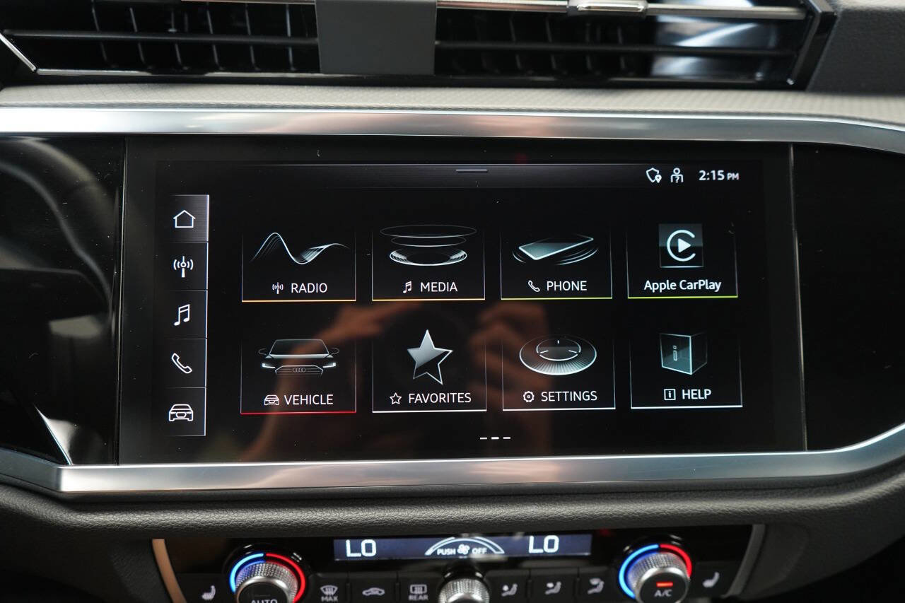 Used 2024 Audi Q3 2.0T Premium Plus w/ Premium Plus Package image 72