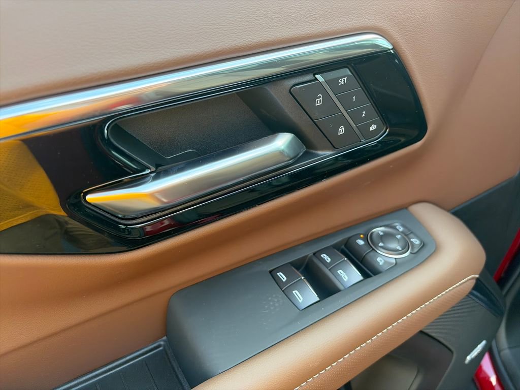 New 2026 Chevrolet Suburban High Country AWD/4WD image 20