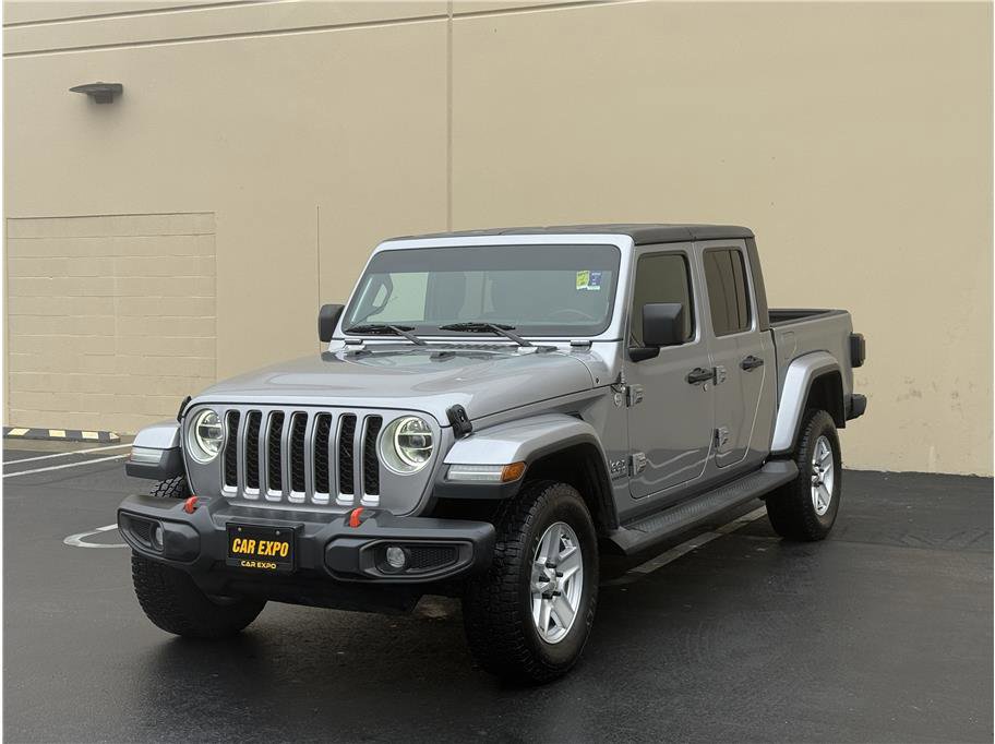 Used 2020 Jeep Gladiator Overland image 1