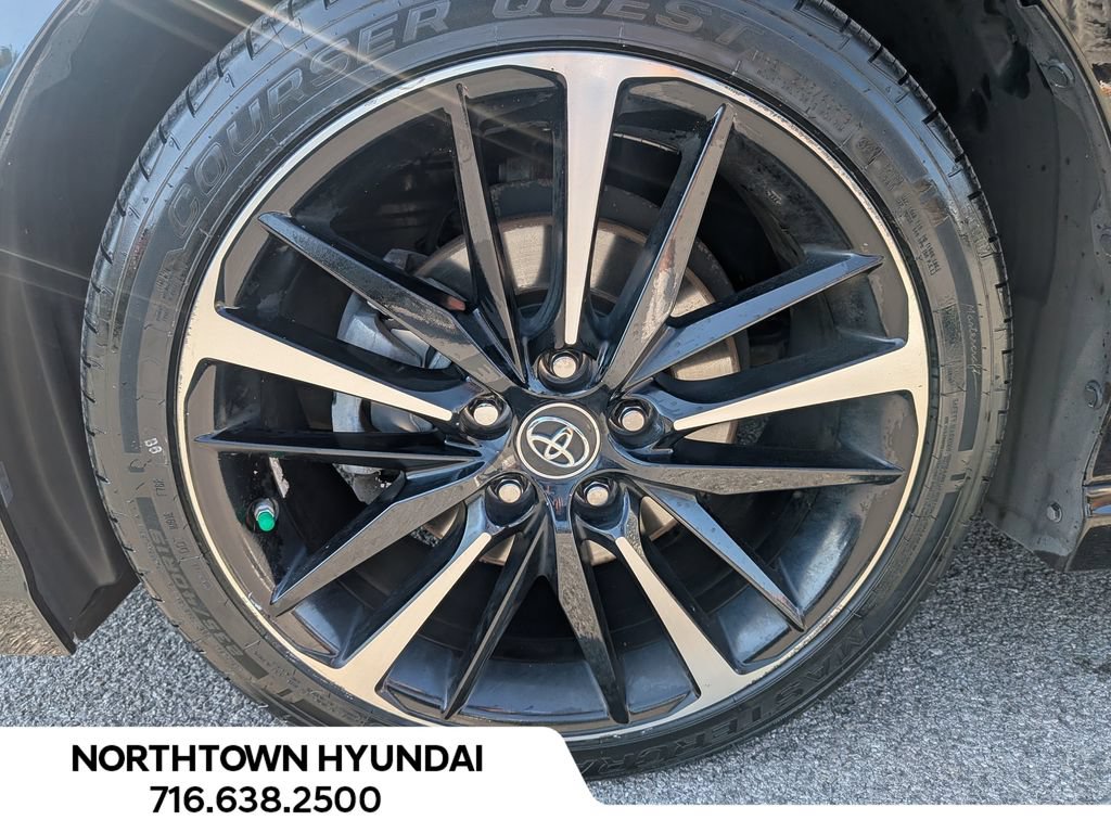 Used 2019 Toyota Camry XSE FWD image 41