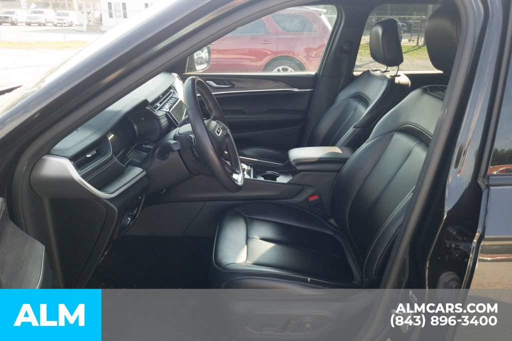 Used 2024 Jeep Grand Cherokee Limited 4xe AWD/4WD image 5