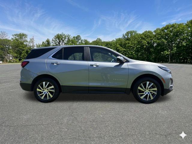Used 2023 Chevrolet Equinox LT AWD/4WD image 10